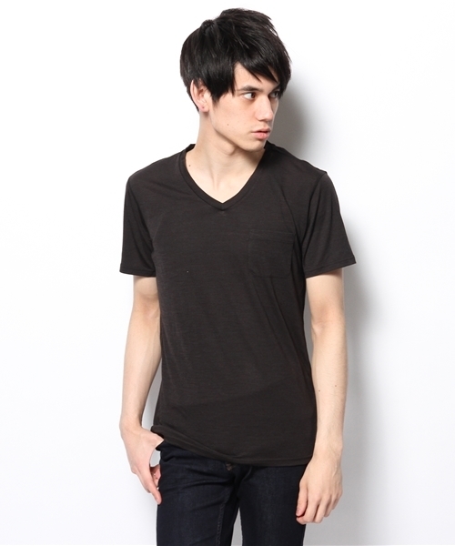 SHIPS(シップス)の「【SN】: 『V NECK TEE 140 JP』 Vネック Tシャツ(Tシャツ/カットソー・メンズ・オフホワイト/ダークグレー/ブラック/グリーン/ライトブルー・SMALL/MEDIUM/X-SMALL)」の3枚目の写真