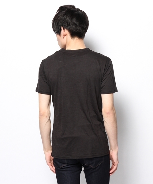SHIPS(シップス)の「【SN】: 『V NECK TEE 140 JP』 Vネック Tシャツ(Tシャツ/カットソー・メンズ・オフホワイト/ダークグレー/ブラック/グリーン/ライトブルー・SMALL/MEDIUM/X-SMALL)」の13枚目の写真