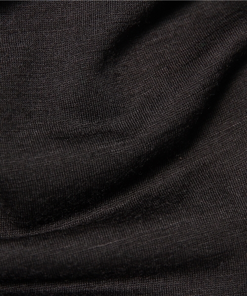 SHIPS(シップス)の「【SN】: 『V NECK TEE 140 JP』 Vネック Tシャツ(Tシャツ/カットソー・メンズ・オフホワイト/ダークグレー/ブラック/グリーン/ライトブルー・SMALL/MEDIUM/X-SMALL)」の10枚目の写真