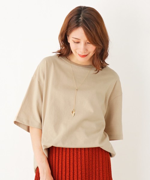 grove(グローブ)の「コットン裾ラウンドビックT(Tシャツ/カットソー・レディース・ブラック/ナチュラル/ブラウン系・02)」の1枚目の写真