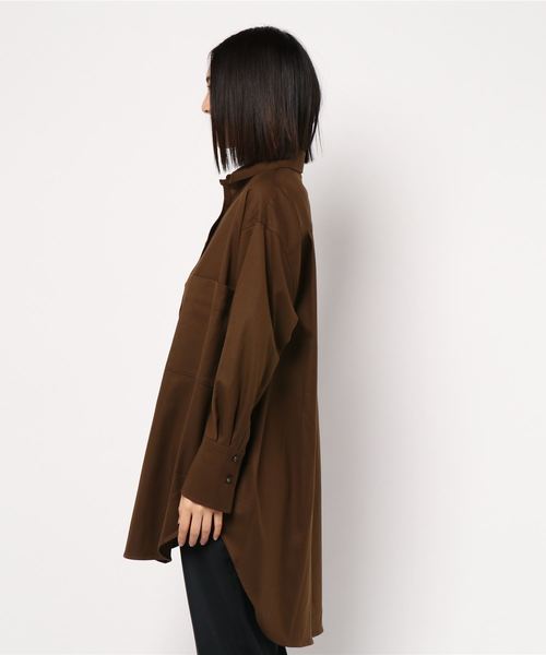DouDou（ドゥドゥ）の「バックロングシャツ2（シャツ/ブラウス・レディース・ベージュ/ブラウン/サックスブルー・FREE）」の5枚目の写真