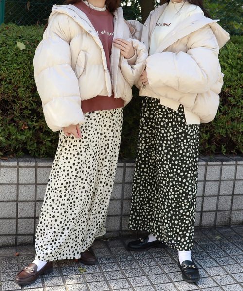 PairPair（ペアペア）の「袖ボリューム中綿フードブルゾン（ブルゾン・レディース・ブラック/アイボリー/モカ・FREE）」の8枚目の写真