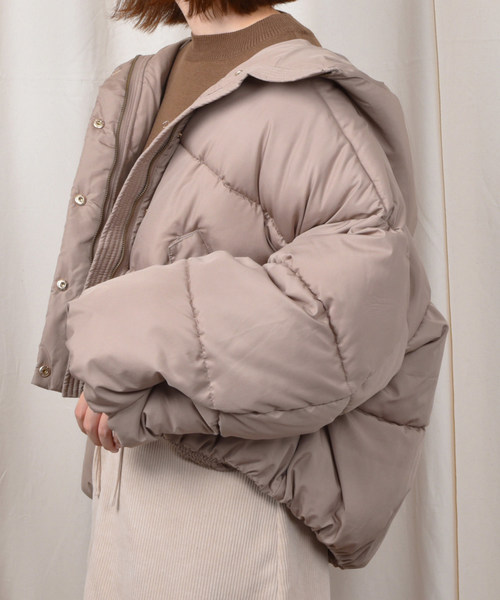 PairPair（ペアペア）の「袖ボリューム中綿フードブルゾン（ブルゾン・レディース・ブラック/アイボリー/モカ・FREE）」の22枚目の写真