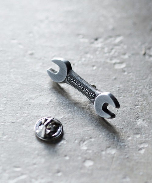 GORDON MILLER(ゴードンミラー)の「GORDON MILLER(ゴードンミラー) PINS (ピンズ)(6colors)(シルバー ブルー イエロー ホワイト カーキ)(バッジ・レディース・イエロー/ブルー/シルバー/ブルー系その他/ホワイト/カーキ・ONE SIZE)」の6枚目の写真