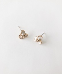 シェルフラワーモチーフピアス