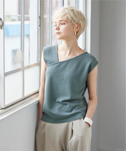 titivate（ティティベイト）の「ｱｼﾝﾒﾄﾘｰﾉｰｽﾘｰﾌﾞﾄｯﾌﾟｽ（タンクトップ・レディース・ブラック/ブルー/グリーン/キャメル/ライトベージュ/グレイッシュベージュ・S/M）」の5枚目の写真