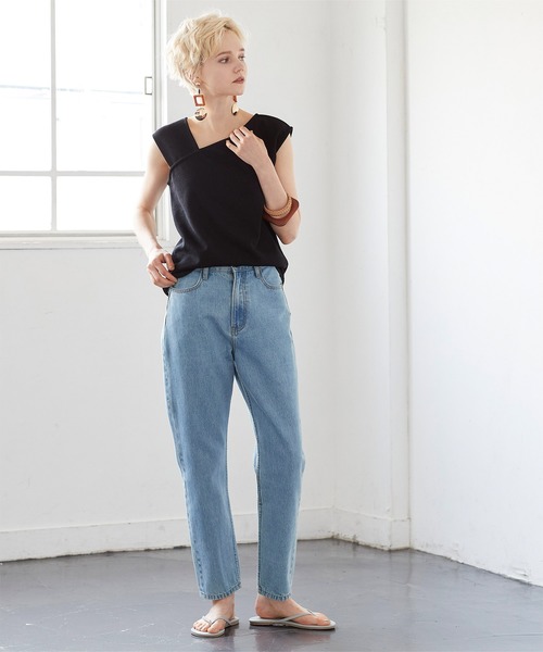 titivate（ティティベイト）の「ｱｼﾝﾒﾄﾘｰﾉｰｽﾘｰﾌﾞﾄｯﾌﾟｽ（タンクトップ・レディース・ブラック/ブルー/グリーン/キャメル/ライトベージュ/グレイッシュベージュ・S/M）」の19枚目の写真