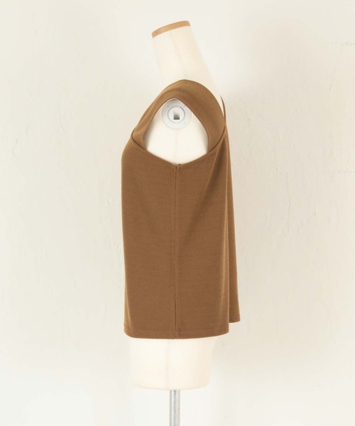 titivate（ティティベイト）の「ｱｼﾝﾒﾄﾘｰﾉｰｽﾘｰﾌﾞﾄｯﾌﾟｽ（タンクトップ・レディース・ブラック/ブルー/グリーン/キャメル/ライトベージュ/グレイッシュベージュ・S/M）」の13枚目の写真