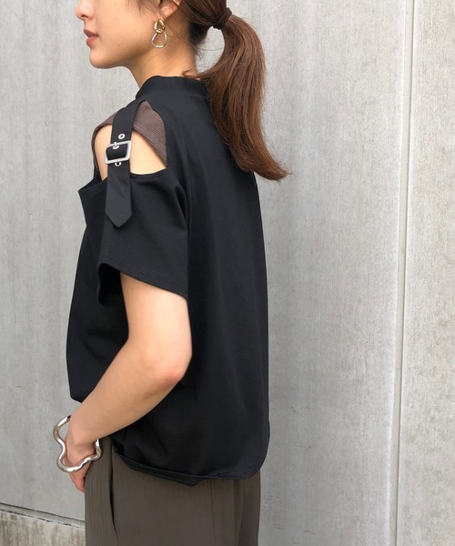 &g'aime（アンジェム）の「【&g'aime】ショルダーベルトTシャツ（Tシャツ/カットソー・レディース・ブラック/ベージュ/ブラウン・FREE）」の7枚目の写真