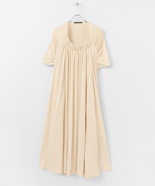 mizuiroind（ミズイロインド）の「mizuiro ind　gather neck flare one piece（ワンピース・レディース・ブラック/ベージュ/ナチュラル・FREE）」の9枚目の写真