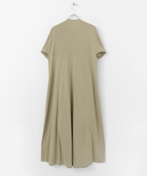 mizuiroind（ミズイロインド）の「mizuiro ind　gather neck flare one piece（ワンピース・レディース・ブラック/ベージュ/ナチュラル・FREE）」の7枚目の写真