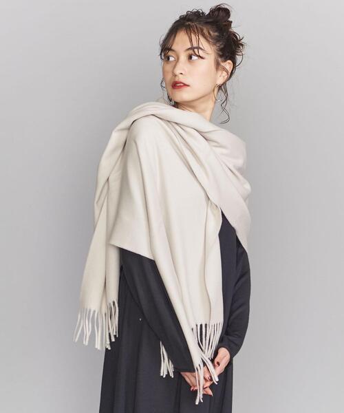 BEAUTY&YOUTH UNITED ARROWS（ビューティーアンドユースユナイテッドアローズ）の「BY ソリッドストール ◆（ストール/ショール・レディース・ワインレッド/モカ/ナチュラル/コバルトブルー/イエロー・FREE）」の3枚目の写真