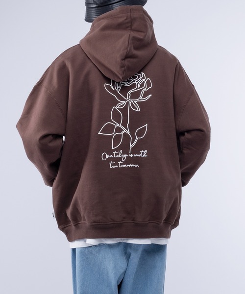 Perushu(ペルーシュ)の「レトロバラ線画裏起毛パーカー(パーカー・メンズ・ブラック/ダークブラウン/アイボリー/ダークブルー・MEDIUM/LARGE)」の3枚目の写真