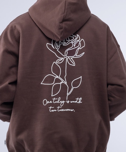 Perushu(ペルーシュ)の「レトロバラ線画裏起毛パーカー(パーカー・メンズ・ブラック/ダークブラウン/アイボリー/ダークブルー・MEDIUM/LARGE)」の9枚目の写真