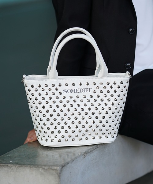 ムトーハップ　未開封新品　1kg SOMEDIFF（サムディフ）の「【SOMEDIFF】モノグラムスタッズミニトート