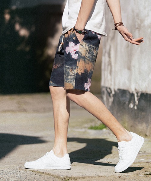 KOR（ケーオーアール）の「総柄リラックスハーフパンツ（その他パンツ・メンズ・ブラック/ネイビー/ピンク/ブルー/ブラック×ホワイト/ブラック系その他/ピンク系その他/ブラック×イエロー・M/L/XL）」の10枚目の写真