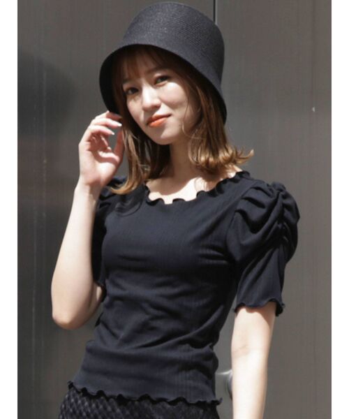 dazzlin（ダズリン）の「ボートメローバックリボン半袖TOPS（Tシャツ/カットソー・レディース・ブラック/オフホワイト/モカ/アイボリー・FREE）」の4枚目の写真