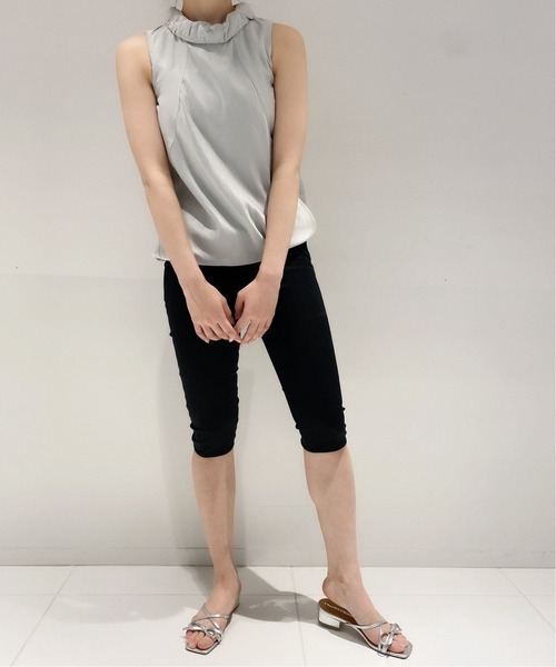 Charles Chaton（シャルルシャトン）の「ブラックハーフパンツ（その他パンツ・レディース・ブラック・36/34）」の2枚目の写真