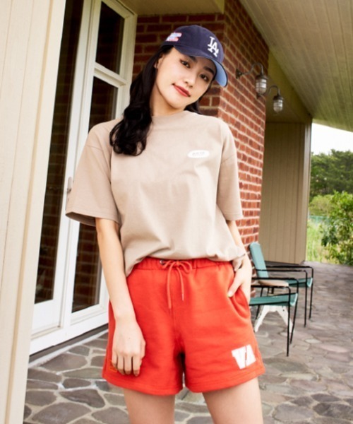 AKIII CLASSIC(アキクラシック)の「【ムラサキスポーツ別注】AKIIICLASSIC/アキクラシック バックプリントロゴTシャツ SAK-2141(Tシャツ/カットソー・レディース・グリーン/ベージュ/ホワイト・L/M)」の22枚目の写真