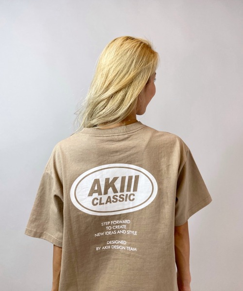 AKIII CLASSIC(アキクラシック)の「【ムラサキスポーツ別注】AKIIICLASSIC/アキクラシック バックプリントロゴTシャツ SAK-2141(Tシャツ/カットソー・レディース・グリーン/ベージュ/ホワイト・L/M)」の16枚目の写真
