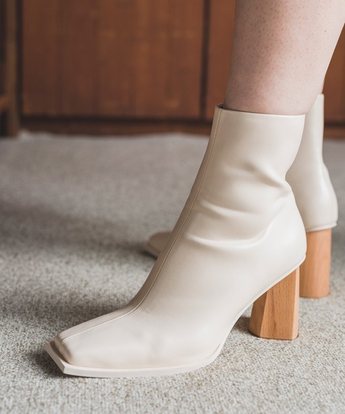 EVOL（イーボル）の「【EVOL】  スクエアショートブーツ IR9648（ブーツ・レディース・ブラック/ベージュ/ブラウン/アイボリー・22.5cm/23.5cm/24.5cm/23.0cm/24.0cm/25.0cm）」の7枚目の写真