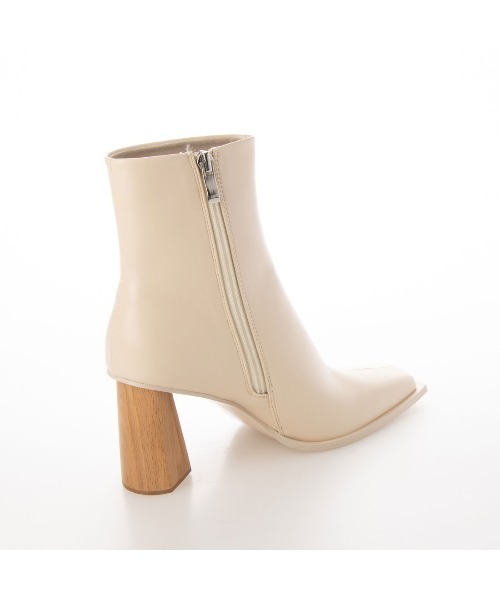 EVOL（イーボル）の「【EVOL】  スクエアショートブーツ IR9648（ブーツ・レディース・ブラック/ベージュ/ブラウン/アイボリー・22.5cm/23.5cm/24.5cm/23.0cm/24.0cm/25.0cm）」の10枚目の写真