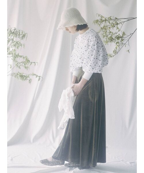 merry jenny(メリージェニー)の「floral ルーズパフtops(Tシャツ/カットソー・レディース・ベージュ/オフホワイト・FREE)」の17枚目の写真