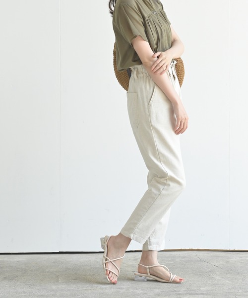 rps（アールピーエス）の「綿麻ツイルラッピングマムパンツ（その他パンツ・レディース・ベージュ/ネイビー/カーキ/アイボリー・M/L）」の6枚目の写真