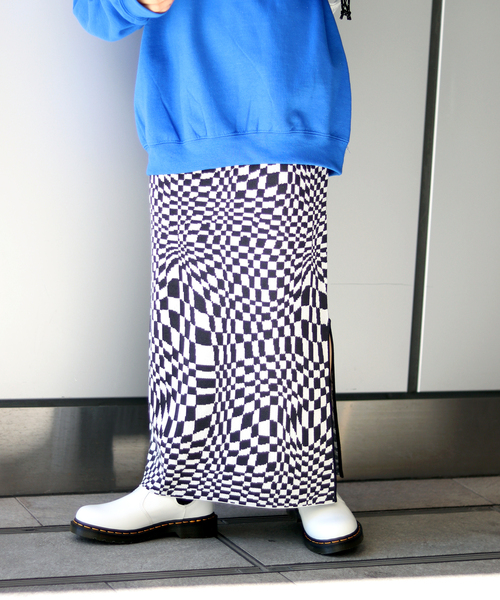 JOINT WORKS（ジョイントワークス）の「J-ウェーブチェックジャガードスカート（スカート・レディース・ブラック/ボルドー・FREE）」の2枚目の写真