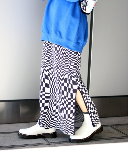 JOINT WORKS（ジョイントワークス）の「J-ウェーブチェックジャガードスカート（スカート・レディース・ブラック/ボルドー・FREE）」の3枚目の写真