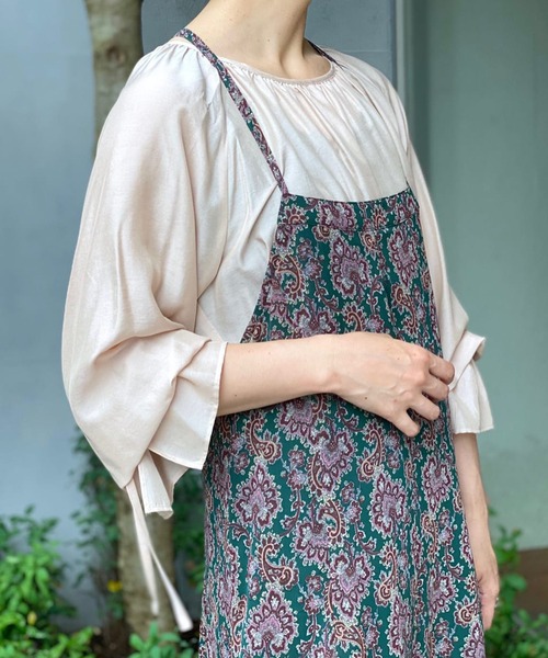 RIVE DROITE（リヴドロワ）の「装いにフェミニンな表情をプラス　ドレープシフォンフリルカフスブラウス（シャツ/ブラウス・レディース・ブラック/ベージュ・FREE）」の18枚目の写真