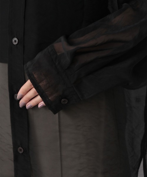 LOWRYS FARM（ローリーズファーム）の「シャンブレーシアーシャツＬＳ　959390（シャツ/ブラウス・レディース・ブラック/グレー/ブラウン/グリーン・FREE）」の9枚目の写真