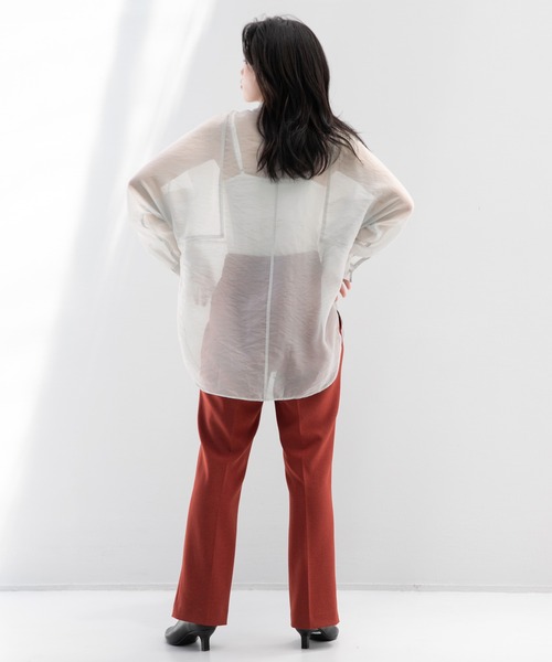 LOWRYS FARM（ローリーズファーム）の「シャンブレーシアーシャツＬＳ　959390（シャツ/ブラウス・レディース・ブラック/グレー/ブラウン/グリーン・FREE）」の17枚目の写真