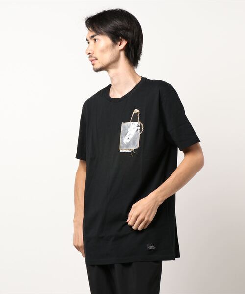 SISLEY（シスレー）の「型押し半袖Tシャツ・カットソー（Tシャツ/カットソー・メンズ・ホワイト系その他/ブラック/ホワイト・MEDIUM/SMALL/LARGE/X-LARGE）」の7枚目の写真