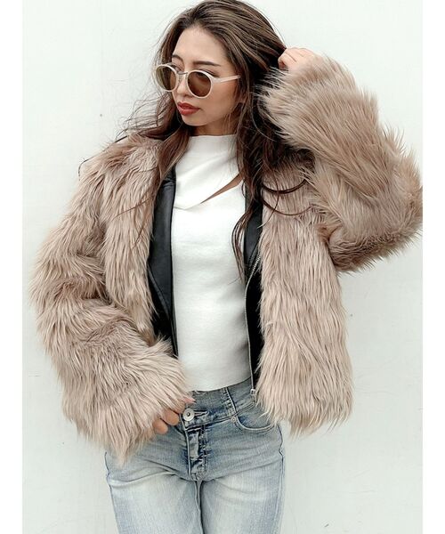 GYDA(ジェイダ)の「レイヤードエコファーライダースジャケット(ライダースジャケット・レディース・グレー/ブラック/ベージュ・FREE)」の13枚目の写真