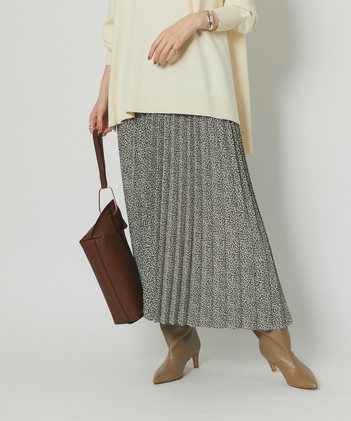 RIVE DROITE（リヴドロワ）の「それぞれ単品でも着られる優秀セット　プルオーバー＆プリーツスカートセット（ワンピース・レディース・アイボリー/ブラック・FREE）」の8枚目の写真