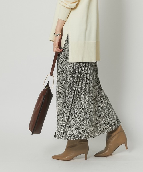 RIVE DROITE（リヴドロワ）の「それぞれ単品でも着られる優秀セット　プルオーバー＆プリーツスカートセット（ワンピース・レディース・アイボリー/ブラック・FREE）」の4枚目の写真