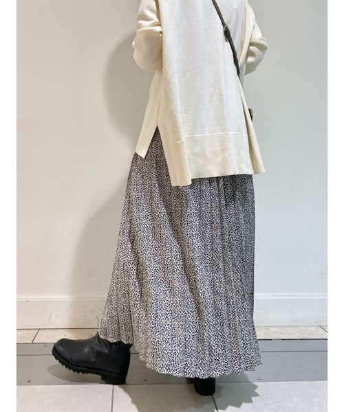 RIVE DROITE（リヴドロワ）の「それぞれ単品でも着られる優秀セット　プルオーバー＆プリーツスカートセット（ワンピース・レディース・アイボリー/ブラック・FREE）」の19枚目の写真