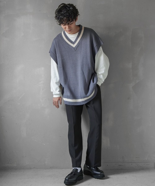 SPINNS（スピンズ）の「【ゆったりシルエット】オーバーサイズロングスリーブTシャツ（Tシャツ/カットソー・メンズ・ブルー/ブラック/ホワイト・M/L/XL）」の18枚目の写真