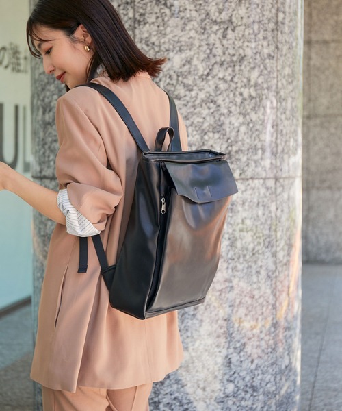 Legato Largo（レガートラルゴ）の「【新色追加】【WEB限定】【Legato Largo】PC収納もできる。Lineare リュック（バックパック/リュック・レディース・キナリ/ダークブラウン/ブラック/ホワイト系その他・FREE）」の13枚目の写真