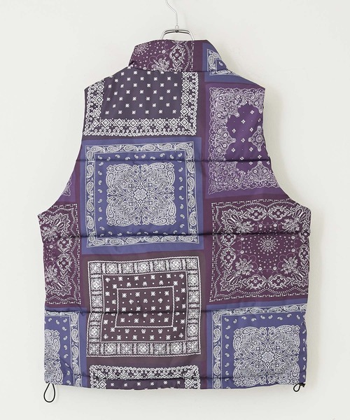 CUBE SUGAR（キューブシュガー）の「リサイクルエアコンダウンバンダナ柄オーバーベスト（ダウンベスト・レディース・ナチュラル/ネイビー・M）」の3枚目の写真