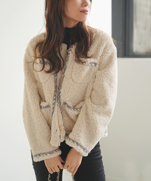 Futier land（フューティアランド）の「パイピングボアジャケット（ノーカラージャケット・レディース・アイボリー/ブラック/モカ・FREE）」の12枚目の写真