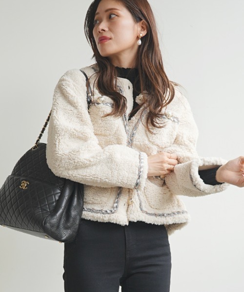 Futier land（フューティアランド）の「パイピングボアジャケット（ノーカラージャケット・レディース・アイボリー/ブラック/モカ・FREE）」の13枚目の写真