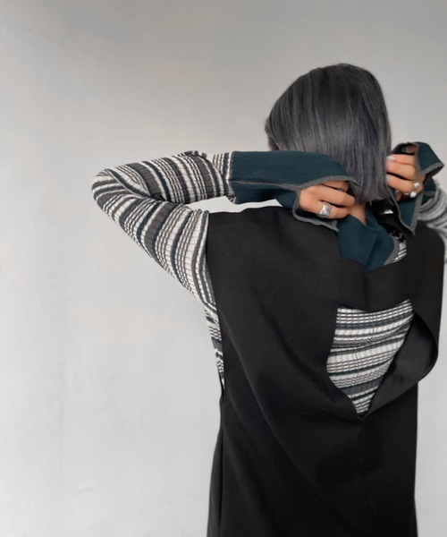 Solace（ソレイス）の「深Vネックウエストタックベストワンピース（ワンピース・レディース・ブラック/ブラウン・M/L）」の4枚目の写真