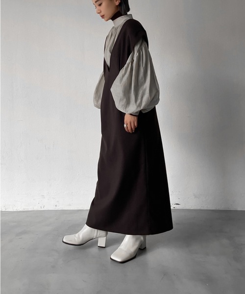 Solace（ソレイス）の「深Vネックウエストタックベストワンピース（ワンピース・レディース・ブラック/ブラウン・M/L）」の8枚目の写真