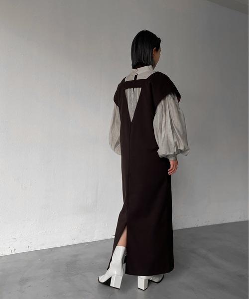 Solace（ソレイス）の「深Vネックウエストタックベストワンピース（ワンピース・レディース・ブラック/ブラウン・M/L）」の19枚目の写真