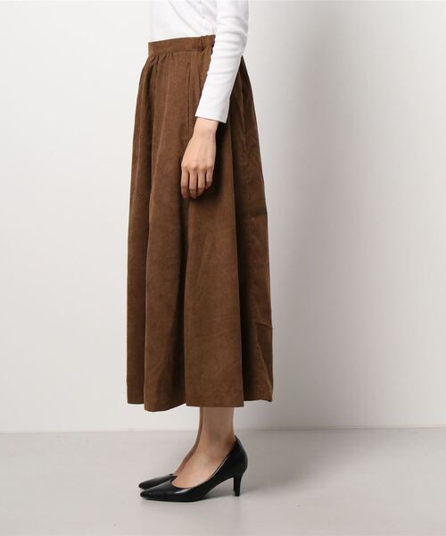 ehka sopo(エヘカソポ)の「コーデュロイギャザーロングスカート(スカート・レディース・ベージュ/ブラウン/カーキ・フリ-)」の5枚目の写真