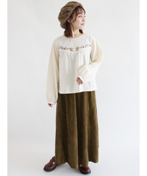 ehka sopo(エヘカソポ)の「コーデュロイギャザーロングスカート(スカート・レディース・ベージュ/ブラウン/カーキ・フリ-)」の12枚目の写真