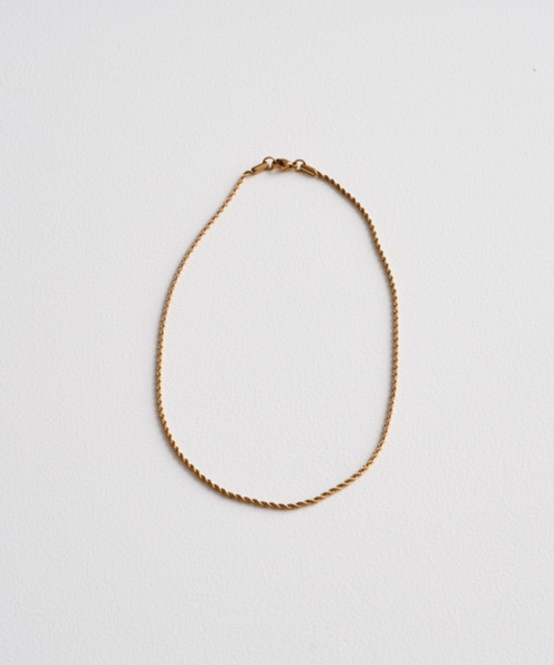 muku（ムク）の「金属アレルギー対応 ツイストチェーンネックレス / サージカルステンレス（ネックレス・レディース・シルバー/ゴールド・39cm/45cm/52㎝）」の3枚目の写真
