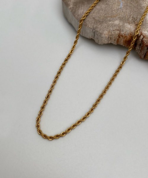 muku（ムク）の「金属アレルギー対応 ツイストチェーンネックレス / サージカルステンレス（ネックレス・レディース・シルバー/ゴールド・39cm/45cm/52㎝）」の12枚目の写真